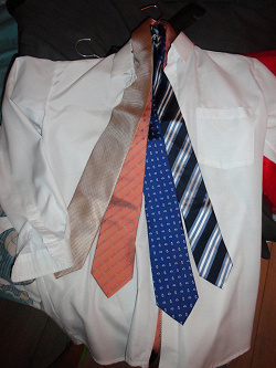 Отдается в дар «галстуки мужские»