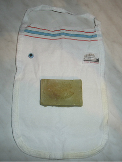 Отдается в дар «Ароматизированное мыло из Египта с полотенечком»