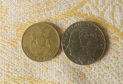 Отдается в дар «1 доллар 1996 года»