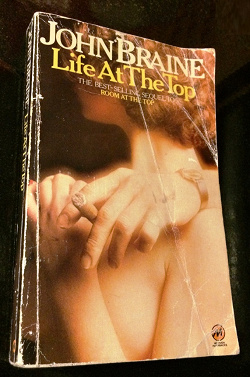 Отдается в дар «Книга John Braine «Life at the top»»