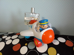 Отдается в дар «KENZO EAU DE FLEUR DE MAGNOLIA»