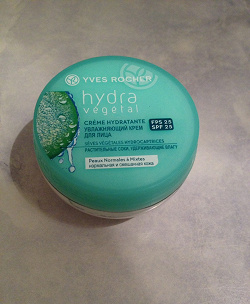 Отдается в дар «Увлажняющий крем для лица Yves Rocher»