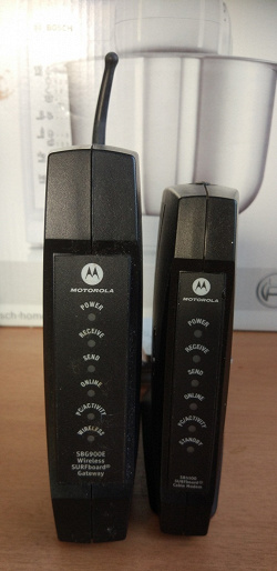 Отдается в дар «WiFi роутер Motorola SBG900E 2 шт»