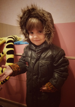 Отдается в дар «Стеганое пальто на мальчика, 4 года, Disel»