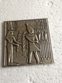 Отдается в дар «египетская табличка, декор»