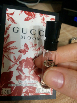 Отдается в дар «пробник Gucci bloom пробник»