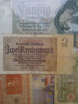 Отдается в дар «Две марки Германии»