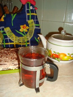 Отдается в дар «Чёрный чай с травами»
