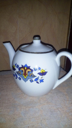 Отдается в дар «чайник заварочный, СССР»