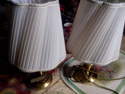 Отдается в дар «Два светильника прикроватных»
