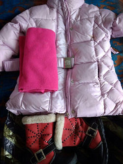 Отдается в дар «Куртка на девочку, на 5 лет»