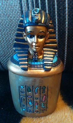 Отдается в дар «Шкатулка — Египетский сосуд»