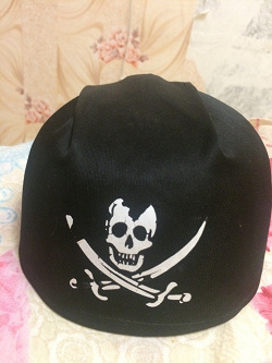 Отдается в дар «шапка пирата»