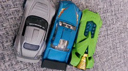 Отдается в дар «Машинки Hot Wheels»