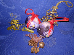 Отдается в дар «Необычные новогодние шары»
