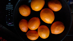Отдается в дар «9 узбекских лимончиков»