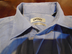 Отдается в дар «Мужская рубашка DKNY»
