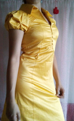 Отдается в дар «Медовое платье. 42-44 размер»