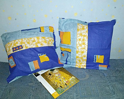 Отдается в дар «Ткань голубая с синим и оранжевым рисунком»