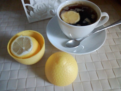 Отдается в дар «контейнер — лимонница»
