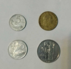 Отдается в дар «Монеты Италии»
