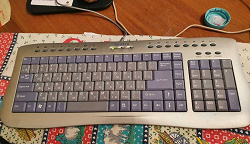 Отдается в дар «Компьютерная клавиатура»