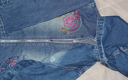 Отдается в дар «Куртка джинсовая на 5-7 лет»