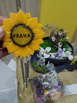 Отдается в дар «Рукодельное.Два фото.»