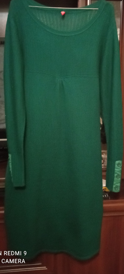 Отдается в дар «Платье зеленое Flo&Jo»