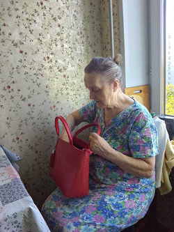 Отдается в дар «Сумка красная»