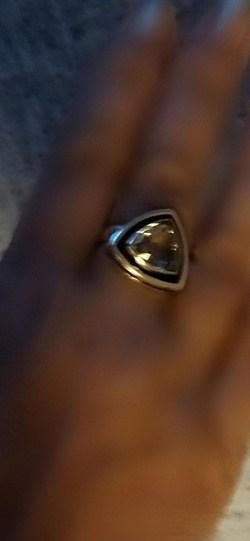Отдается в дар «Перстень серебро»