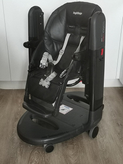 Отдается в дар «детское кресло Peg Perego Tatamia Black Licorice»