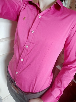 Отдается в дар «розовая рубашка Polo 42-44 р-ра»