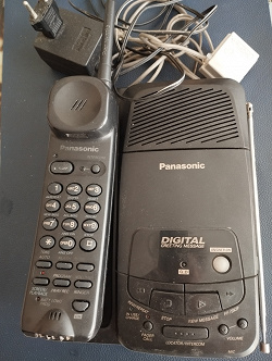 Отдается в дар «Радиотелефон Panasonic kx-t4311bx»