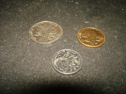 Благодарность за дар Набор из 3 китайских монет.