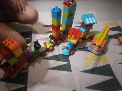 Отдается в дар «Лего (duplo)и пазлы для детей»