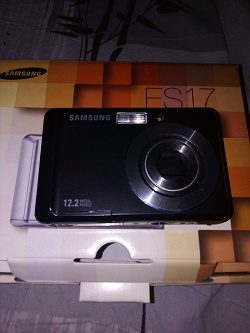 Отдается в дар «Цифровой фотоаппарат Samsung ES17»