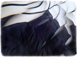 Отдается в дар «Платье Zara коктейльное с открытой спиной на Дюймовочку, р-р XS»