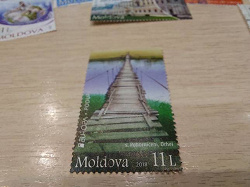 Отдается в дар «Марки. Молдова. Мост.»