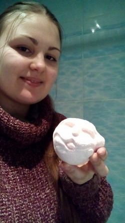 Отдается в дар «бомба для ванный lush»