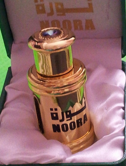Отдается в дар «масляные духи Noora Al Haramain»