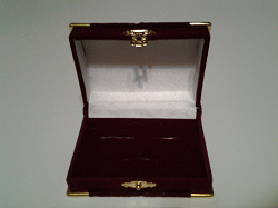 Отдается в дар «Подарочная коробочка для украшений»