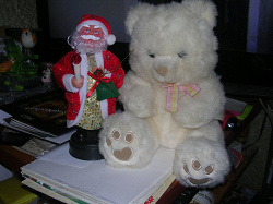 Отдается в дар «2 Санта-Клауса и один Дед Мороз»