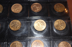 Отдается в дар «10-копеечные монеты»