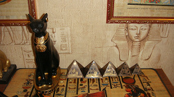 Отдается в дар «Пирамидка Египет»