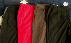 Отдается в дар «брюки женские модные 54-56размер»