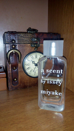 Отдается в дар «A Scent by Issey Miyake»