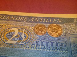 Отдается в дар «Монета Нидерландских Антилл.»