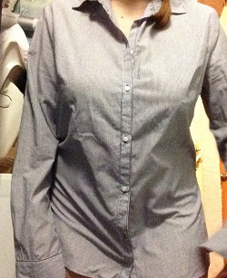 Отдается в дар «Женская блузка-рубашка 46 размер»