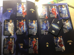 Отдается в дар «Карточки с фотографиями звезд мирового футбола»